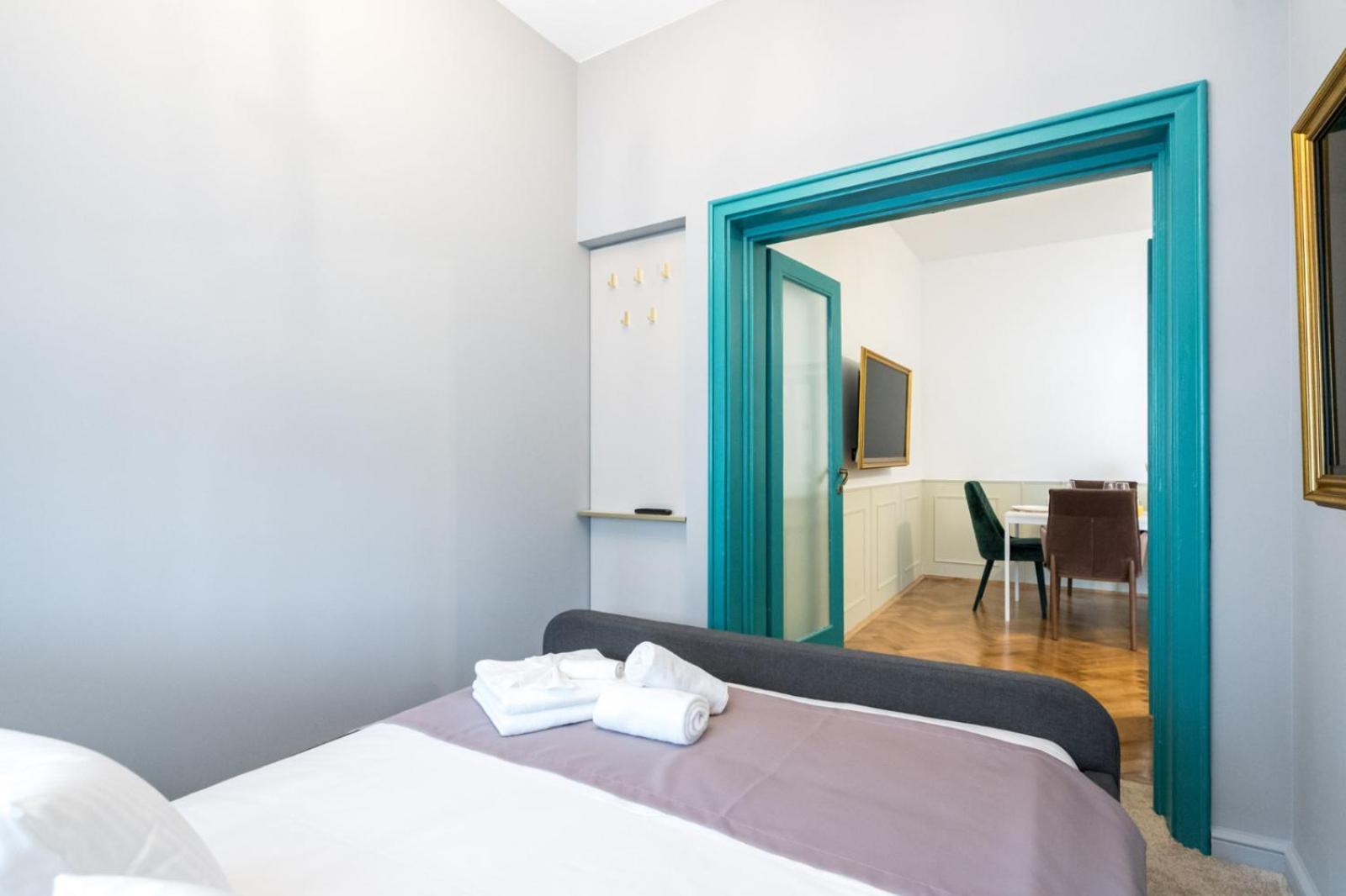 בוקרשט Highline Downtown Residences 6 Persons Family Apartment מראה חיצוני תמונה