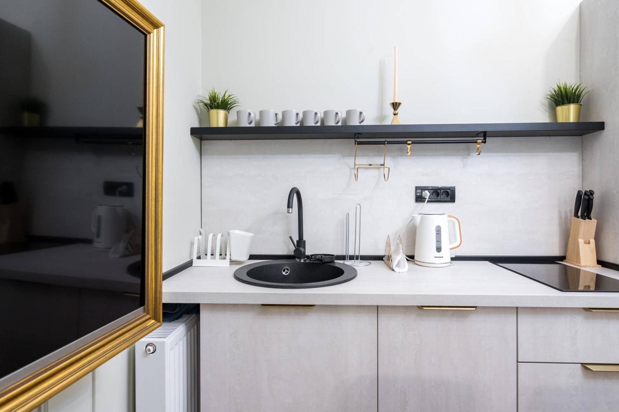 בוקרשט Highline Downtown Residences 6 Persons Family Apartment מראה חיצוני תמונה