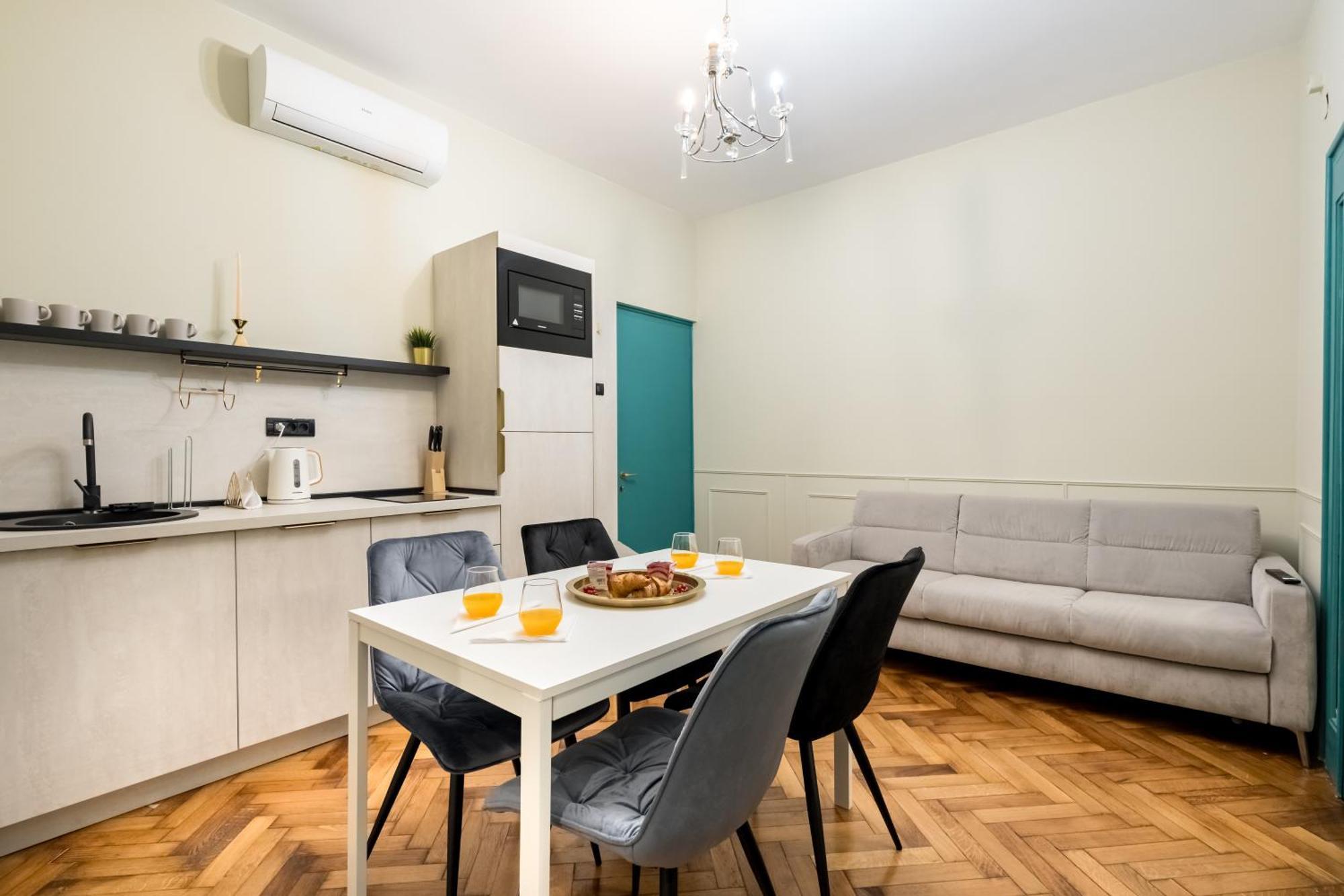 בוקרשט Highline Downtown Residences 6 Persons Family Apartment מראה חיצוני תמונה