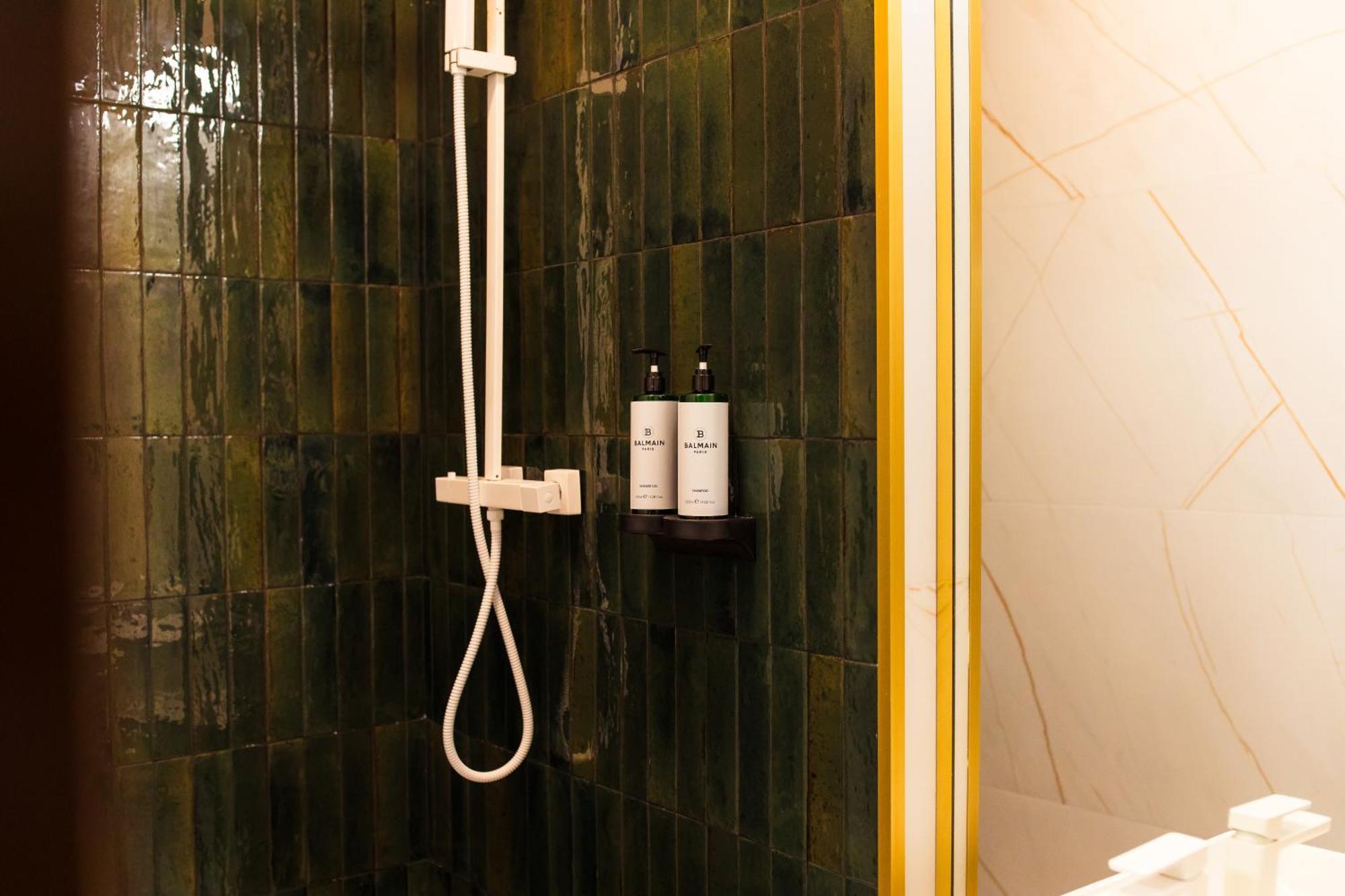 בוקרשט Highline Downtown Residences 6 Persons Family Apartment מראה חיצוני תמונה