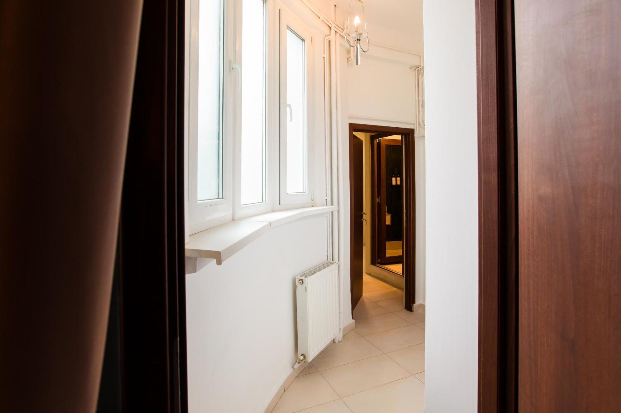 בוקרשט Highline Downtown Residences 6 Persons Family Apartment מראה חיצוני תמונה