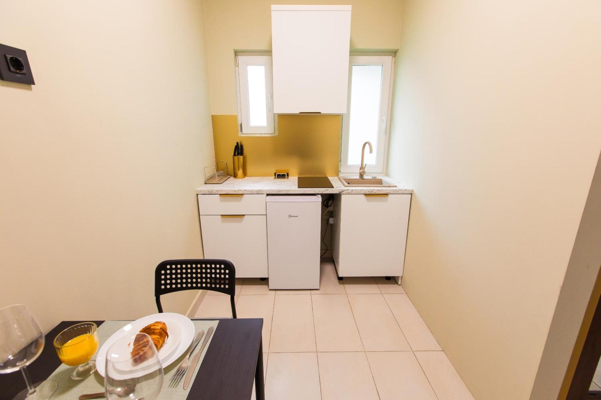 בוקרשט Highline Downtown Residences 6 Persons Family Apartment מראה חיצוני תמונה